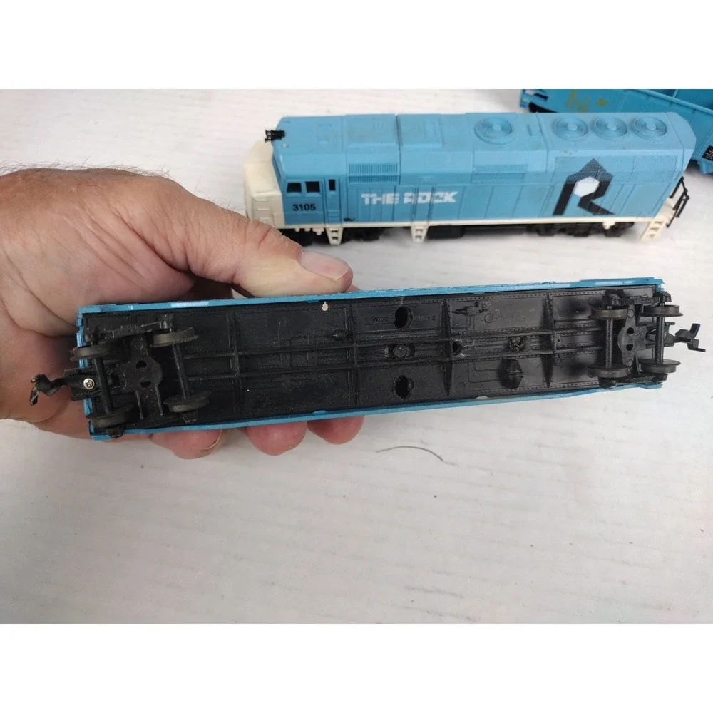 Vintage Life-Like Trains HO Scale The Rock 3105 And Santa Fe Lot